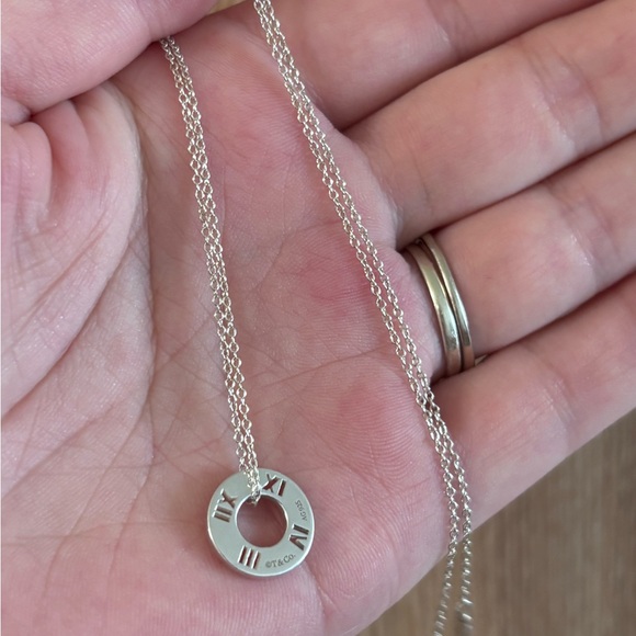 Auth Tiffany & Co Atlas Roman Numeral Round Circle Necklace Pendant 16’ - Picture 8 of 9